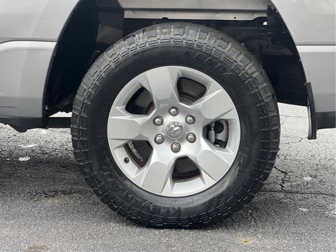 Used 2019 RAM 1500 Big Horn RWD image 26