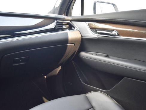 New 2025 Cadillac XT6 Sport w/ Platinum Package image 57