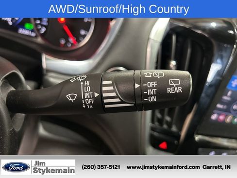 Used 2022 Chevrolet Traverse High Country AWD/4WD image 29