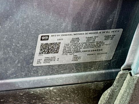 Used 2024 Chevrolet Blazer EV LT AWD/4WD image 32