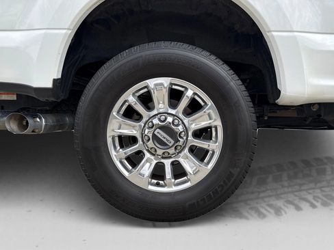 Used 2020 Ford F250 Limited image 26