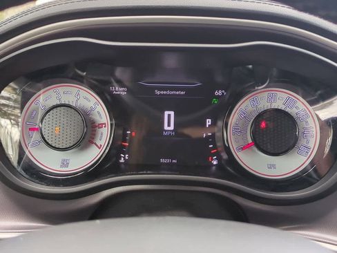 Used 2022 Dodge Challenger R/T w/ Plus Package image 33