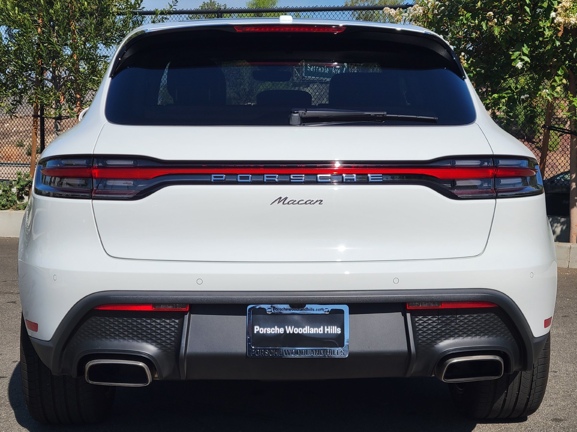 Used 2026 Porsche Macan AWD/4WD image 6