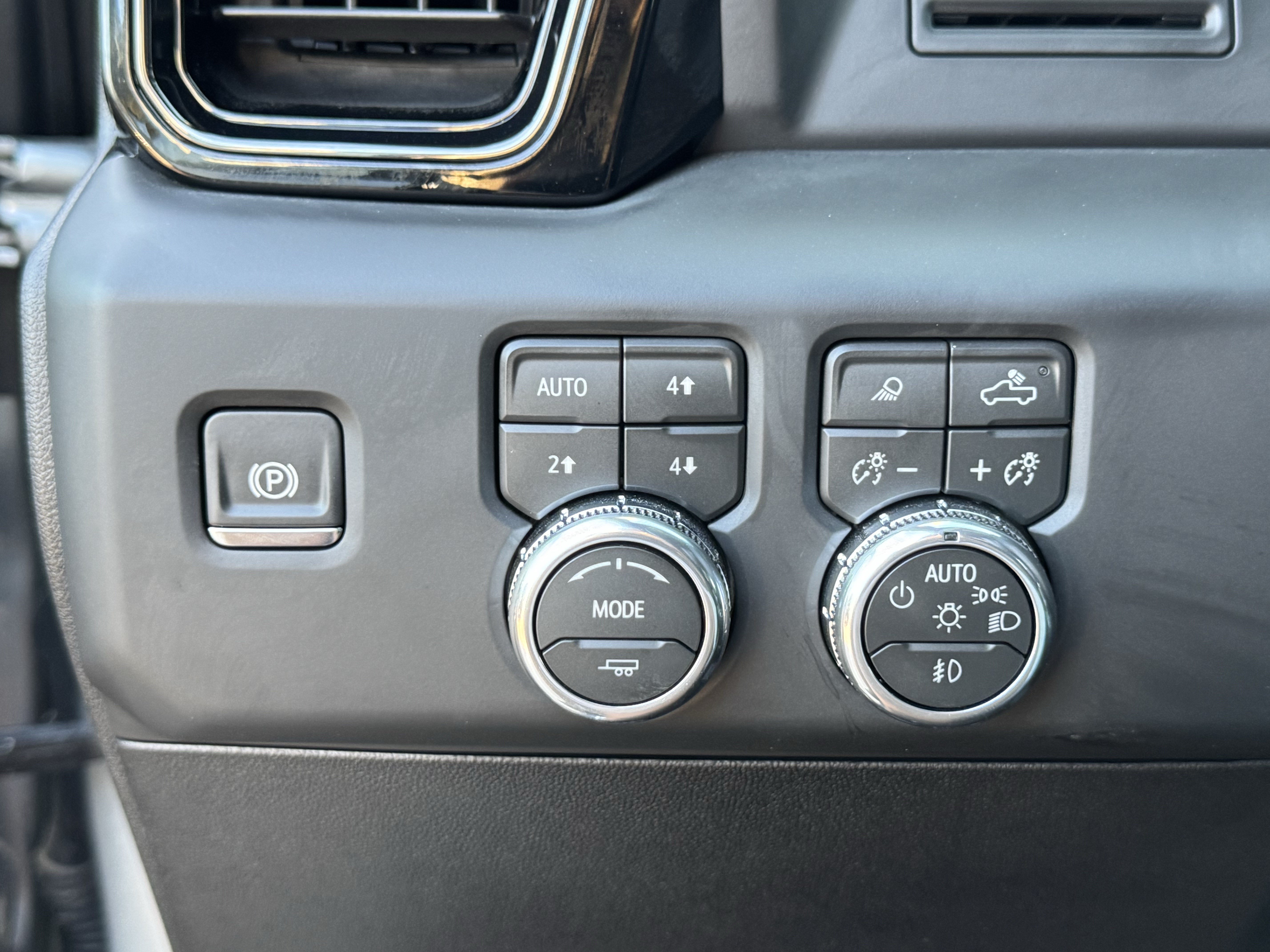 Used 2026 GMC Sierra 2500 AT4 AWD/4WD image 20