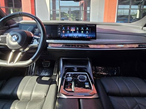 Used 2024 BMW 760i xDrive 760i xDrive w/ Executive Package image 18