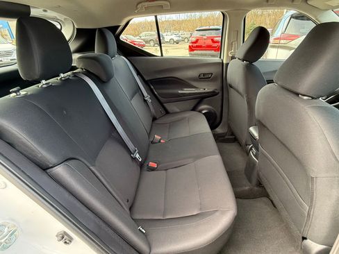 Used 2024 Nissan Kicks S image 17