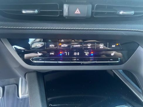 Used 2023 Buick Envision Essence w/ Technology Package I AWD/4WD image 11