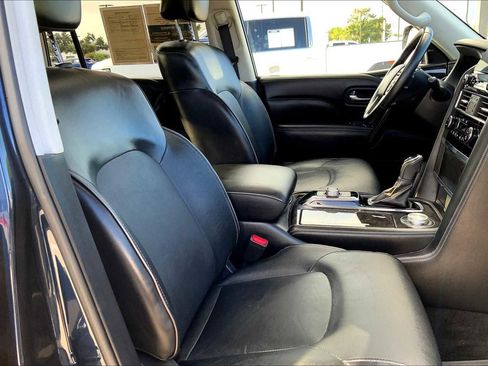 Used 2022 INFINITI QX80 Luxe image 8