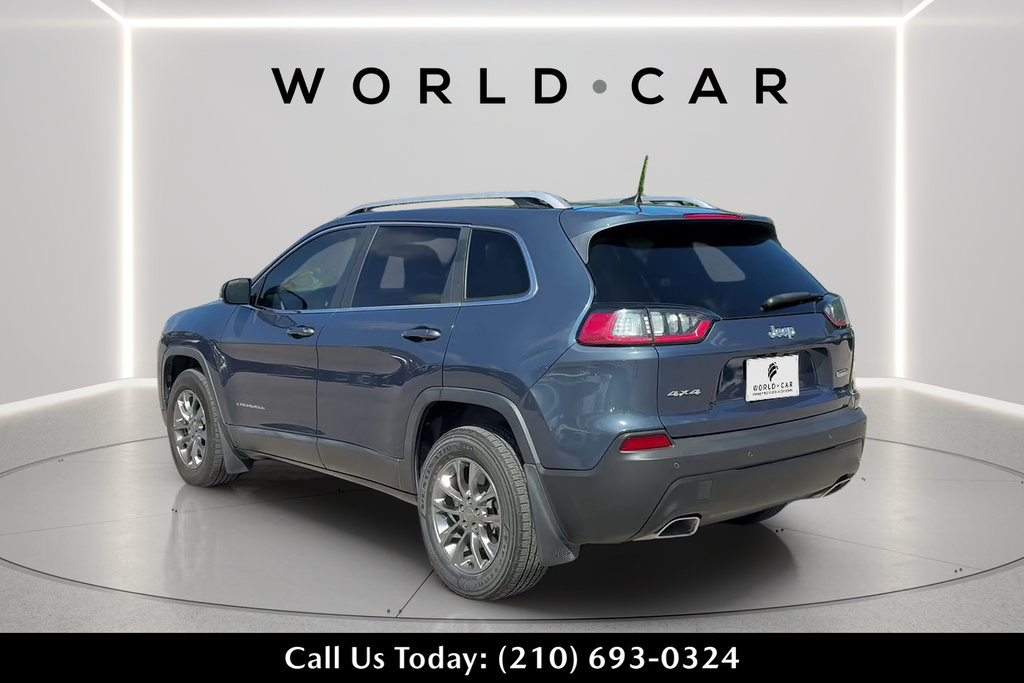Used 2020 Jeep Cherokee Latitude Plus w/ Cold Weather Group AWD/4WD image 5