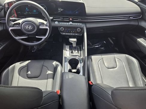 Used 2023 Hyundai Elantra Limited FWD image 13