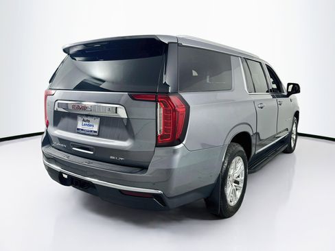 Used 2022 GMC Yukon XL SLT w/ SLT Premium Package AWD/4WD image 5