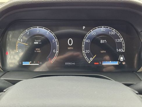 Used 2022 Jeep Grand Cherokee Limited AWD/4WD image 18