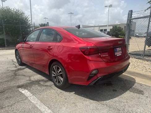 Used 2024 Kia Forte LXS FWD image 3