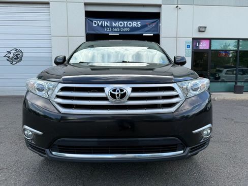Used 2012 Toyota Highlander Limited w/ Tow Pkg AWD/4WD image 5