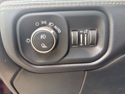 Used 2022 RAM 3500 Limited AWD/4WD image 22