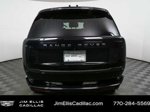 Used 2025 Land Rover Range Rover SE image 29