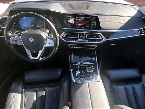Used 2021 BMW X7 xDrive40i w/ Parking Assistance Package AWD/4WD image 14