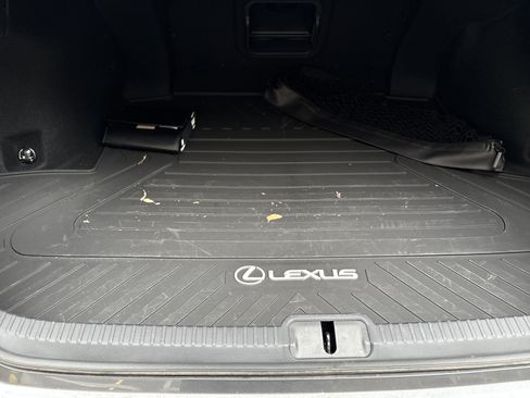 Used 2023 Lexus ES 250 w/ Premium Package image 32