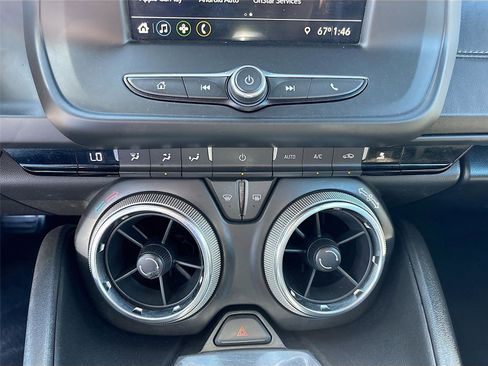 Used 2019 Chevrolet Camaro LT image 16