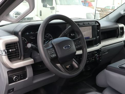 Used 2024 Ford F550 2WD Regular Cab Super Duty w/ XL Chrome Package image 21