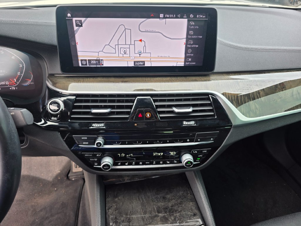 Used 2021 BMW M550i xDrive w/ Premium Package AWD/4WD image 5