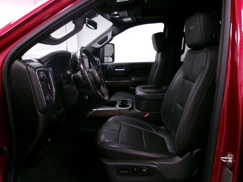 Used 2021 Chevrolet Silverado 2500 High Country w/ Safety Package II image 8