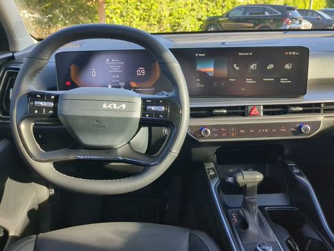 New 2026 Kia Sorento S image 13