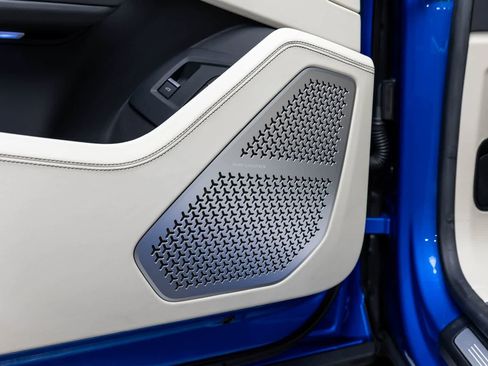 Used 2019 Lamborghini Urus image 30