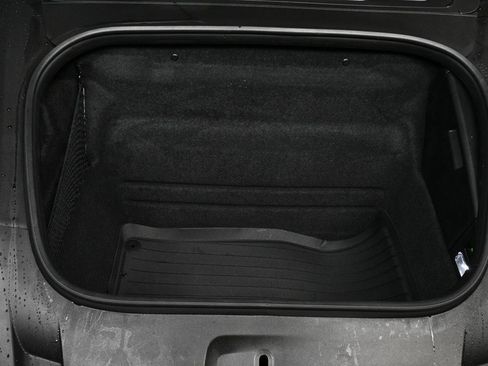 Certified 2024 Porsche 911 Targa 4S image 31