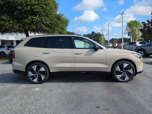 New 2025 Volvo EX90 Ultra image 3
