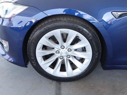 Used 2018 Tesla Model S 75D AWD/4WD image 12