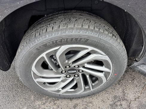 New 2026 Lincoln Navigator Premiere AWD/4WD image 10