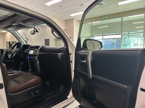 Used 2018 Toyota 4Runner Limited image 29
