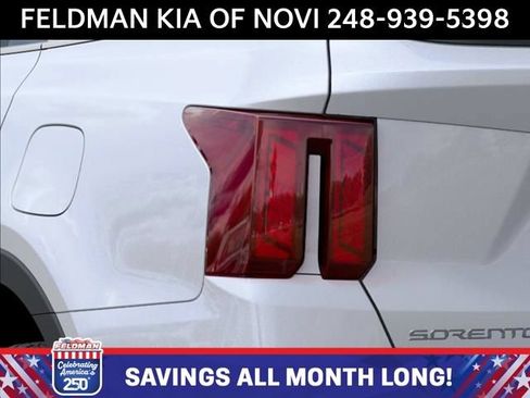 New 2026 Kia Sorento S AWD/4WD image 11