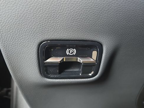 Certified 2026 Mercedes-Benz E 350 4MATIC Sedan image 28