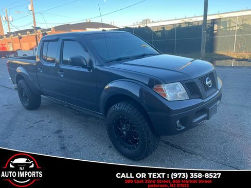 Used 2014 Nissan Frontier SV w/ SV Value Truck Package image 1