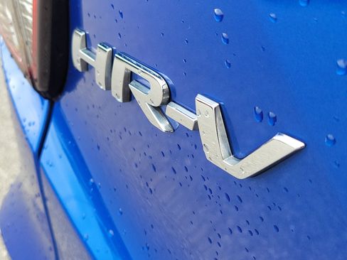 Used 2022 Honda HR-V Sport image 9