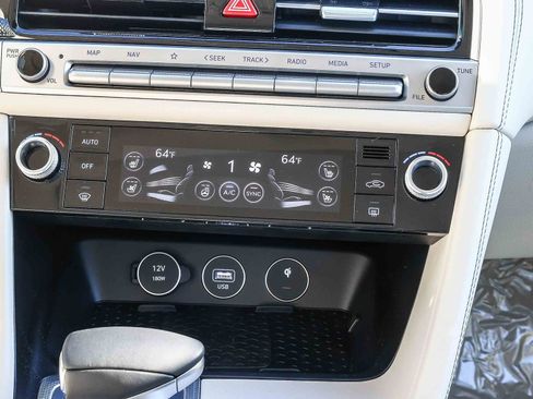 New 2026 Genesis G70 2.5T Prestige image 16