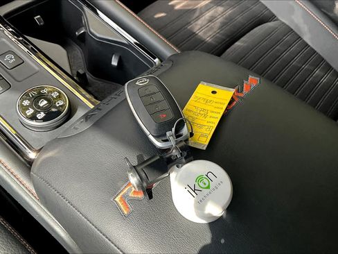 Used 2023 Nissan Pathfinder Rock Creek AWD/4WD image 14