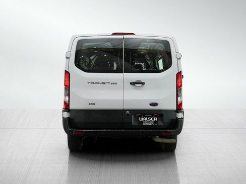 Used 2023 Ford Transit 250 Low Roof AWD w/ Exterior Upgrade Package image 4