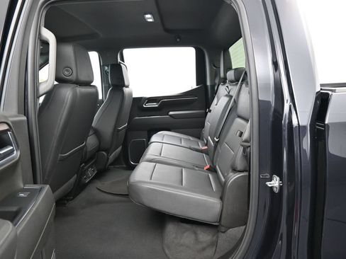 Used 2025 GMC Sierra 1500 SLT RWD image 33