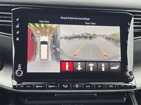 New 2025 Jeep Wagoneer Series II image 10