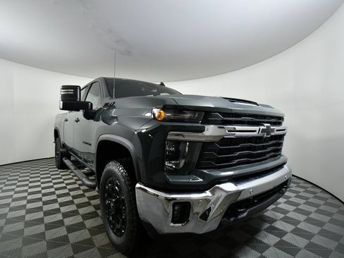 New 2026 Chevrolet Silverado 2500 LT w/ All Star Edition image 8