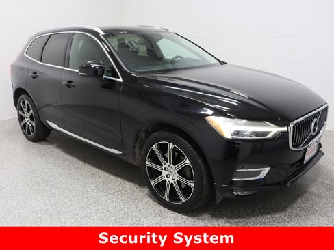 Used 2018 Volvo XC60 T6 Inscription w/ Convenience Package image 4