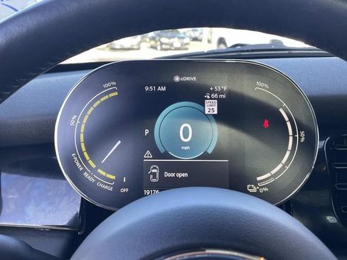 Used 2023 MINI Cooper SE image 18