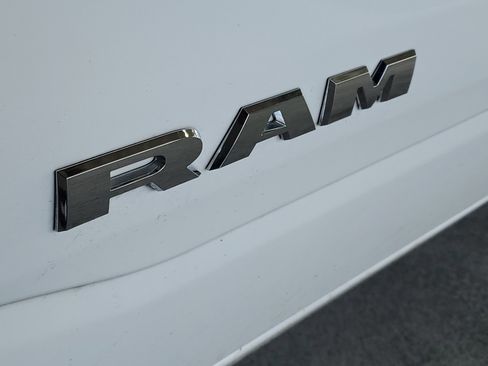 Used 2023 RAM 1500 Big Horn AWD/4WD image 5