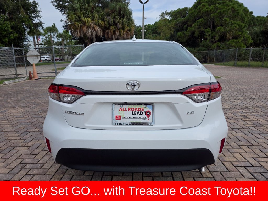 Used 2026 Toyota Corolla LE FWD image 11