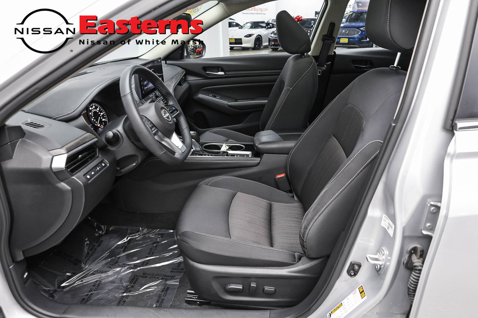Used 2024 Nissan Altima 2.5 SV w/ SV Premium Package FWD image 14