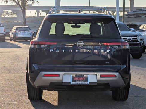 Certified 2024 Nissan Pathfinder SL w/ SL Premium Package image 4