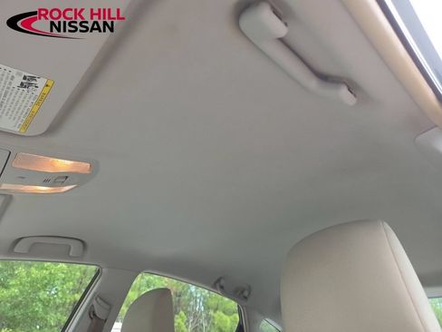 Used 2012 Toyota Prius Two FWD image 23